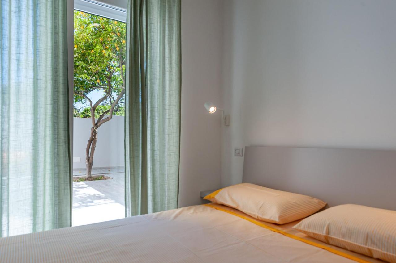 Lemon'S Apartment Elmas Экстерьер фото